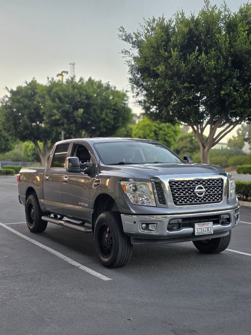 2017 Nissan Titan